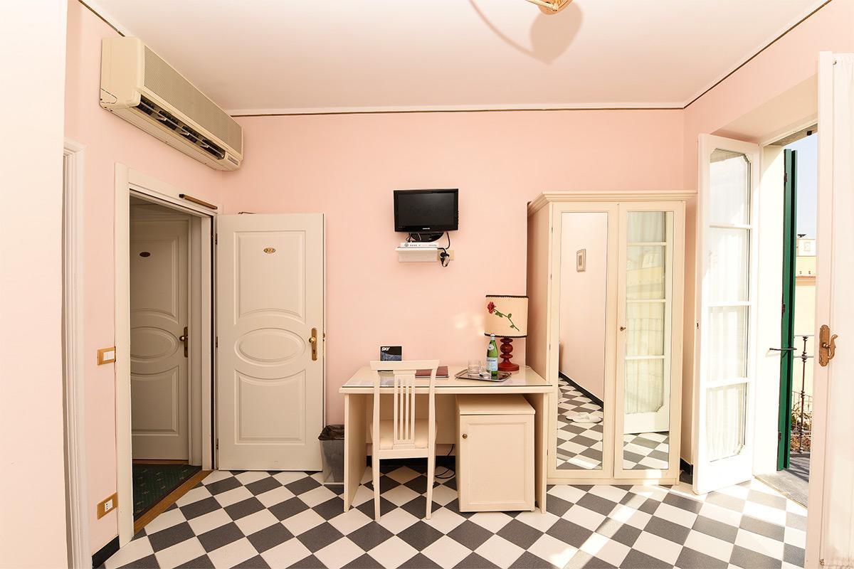 Hotel Splendid Mare Laigueglia Exteriér fotografie