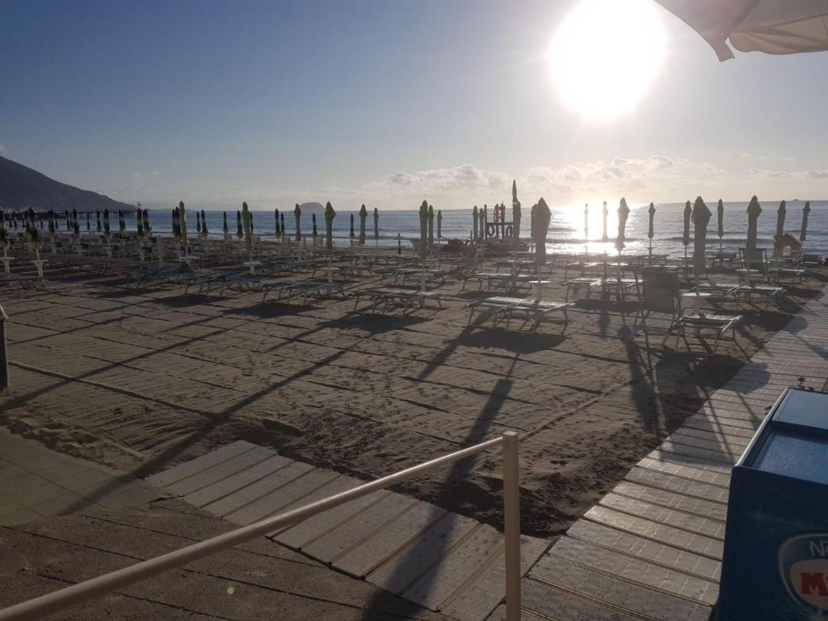 Hotel Splendid Mare Laigueglia Exteriér fotografie